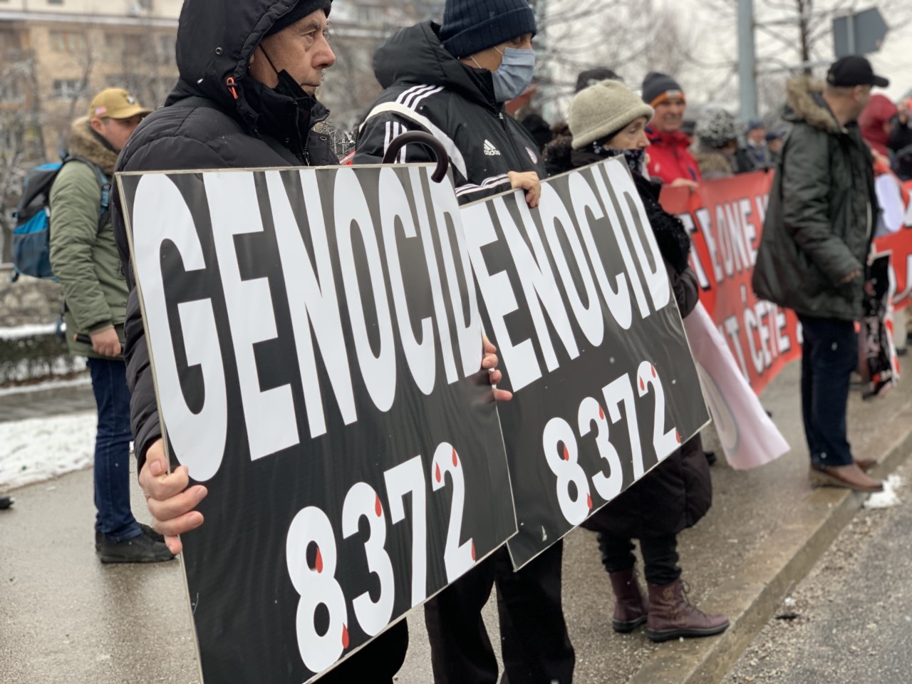 Protesti Ispred Zgrade Ohr A Okupljeno Nekoliko Stotina Gra Ana N