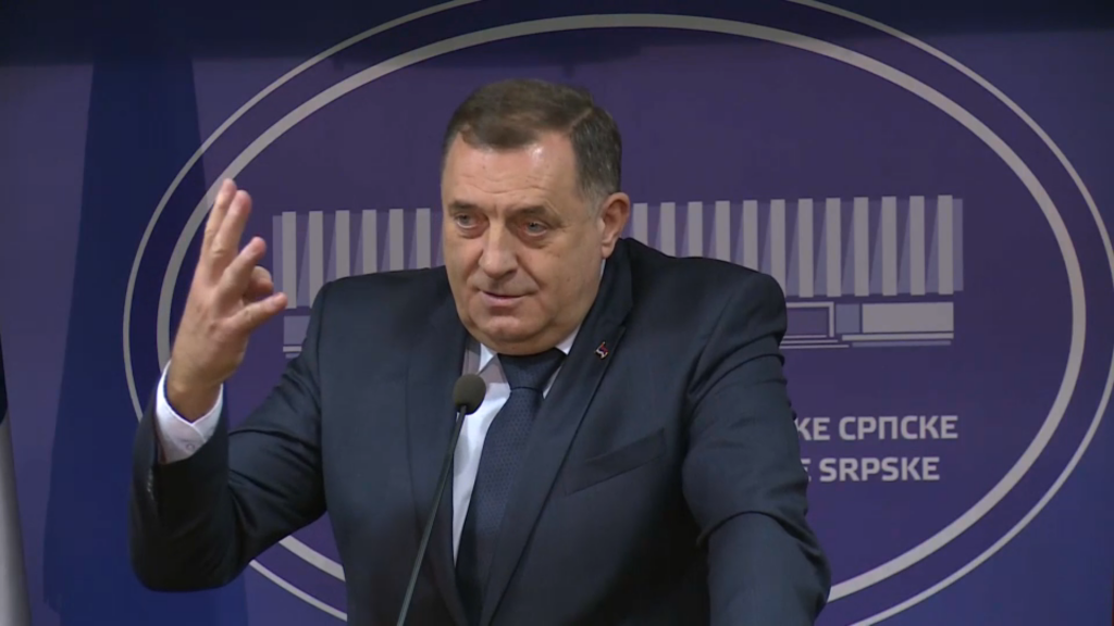 Dodik čestitao Prodanoviću i Ivanoviću na pobjedama u Bratuncu i