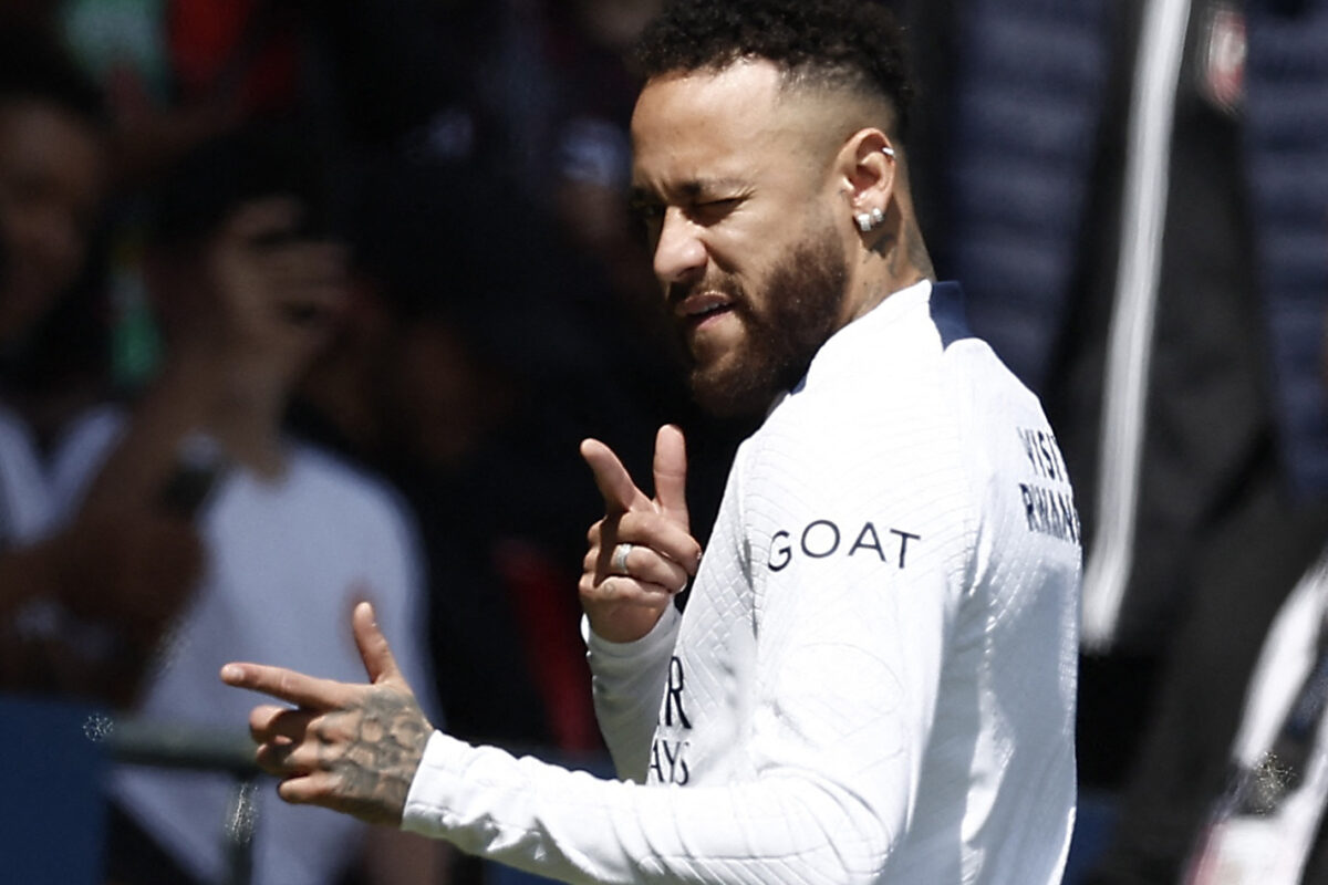 Neymar dobio ćerku sa ljepoticom koju je prevario Ponižavao se da bi