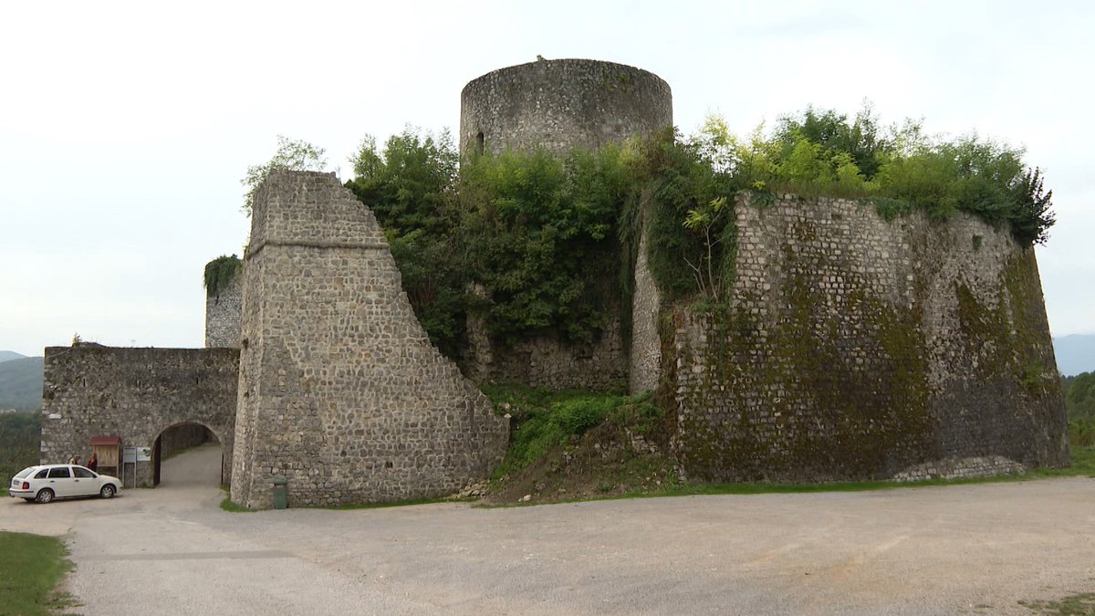 Stari grad Ostrožac i priča o grofu Lotharu i njegovoj ženi Isabelli