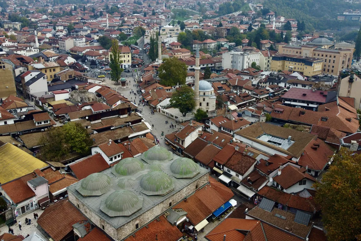 U BiH oblačno ponegdje sa slabom kišom, na Bjelašnici -3 stepena