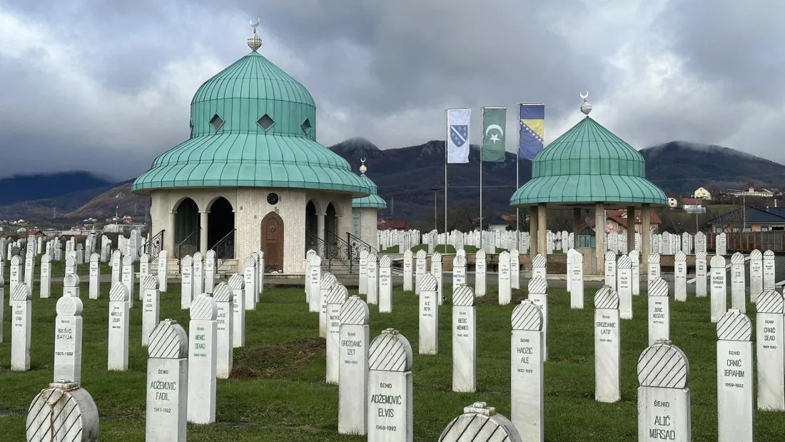 U Kozarcu će biti ukopano pet žrtava bošnjačke nacionalnosti, ubijenih u Prijedoru tokom 1992. godine.
