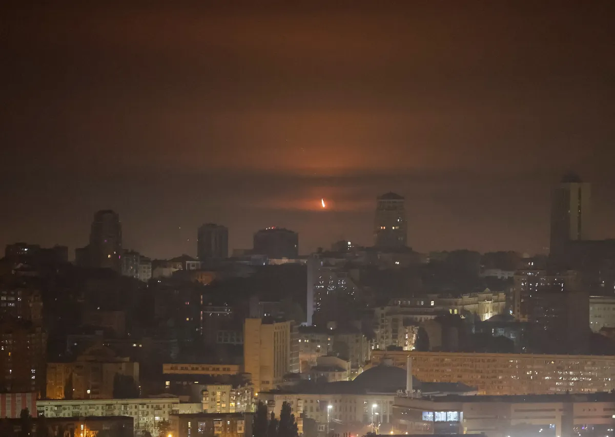 Žestok noćni napad Rusije na Kijev i više ukrajinskih regija: 
