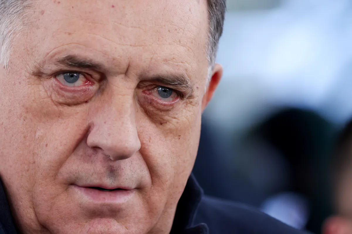 Američki senatori i zastupnici potiču administraciju da uvede sankcije Miloradu Dodiku