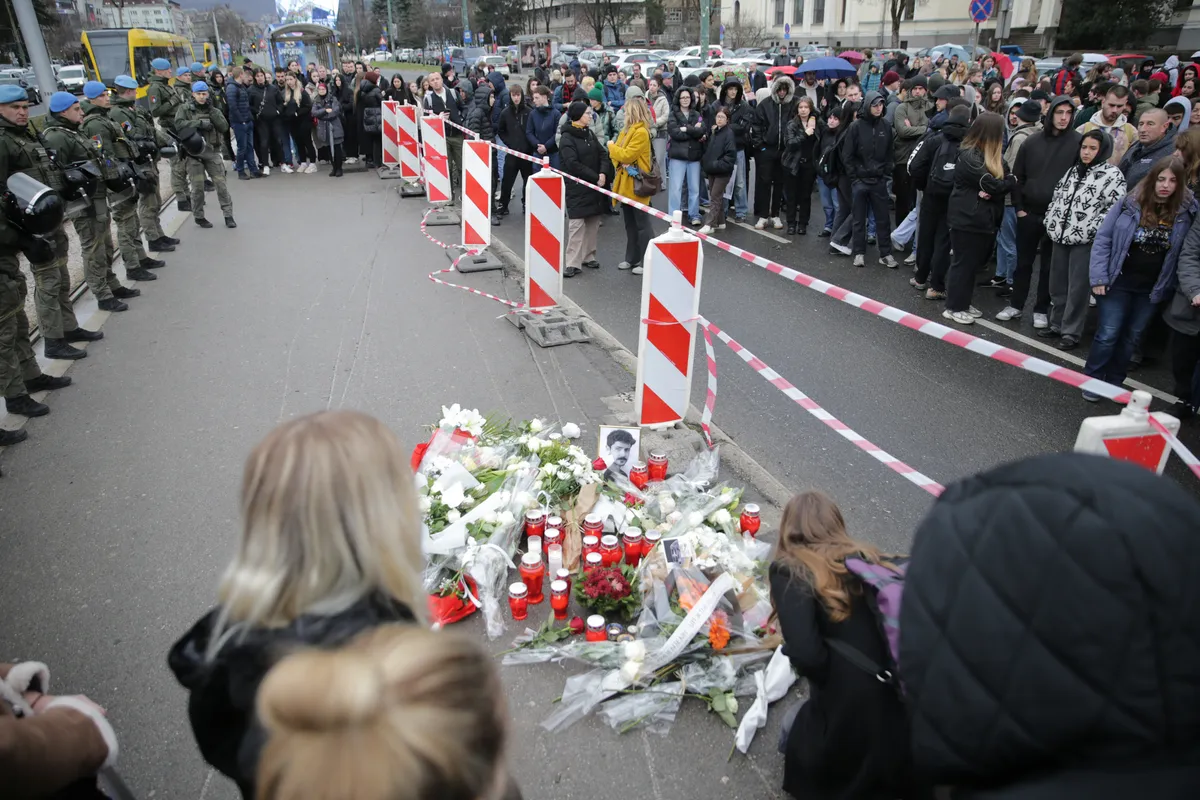 Zbog jučerašnje tragedije: Za sutra zakazan novi protest ispred Zemaljskog muzeja u Sarajevu