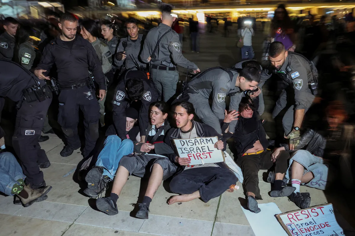 VIDEO / Policija u Tel Avivu nasilno rastjerala antiratne prosvjednike