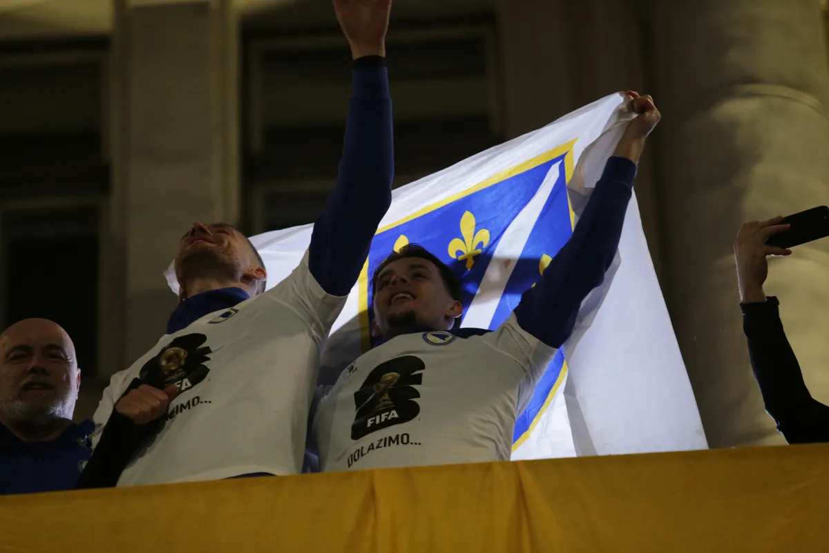 HSS podnio pritužbu FIFA-i zbog isticanja određenih simbola na utakmicama reprezentacije BiH