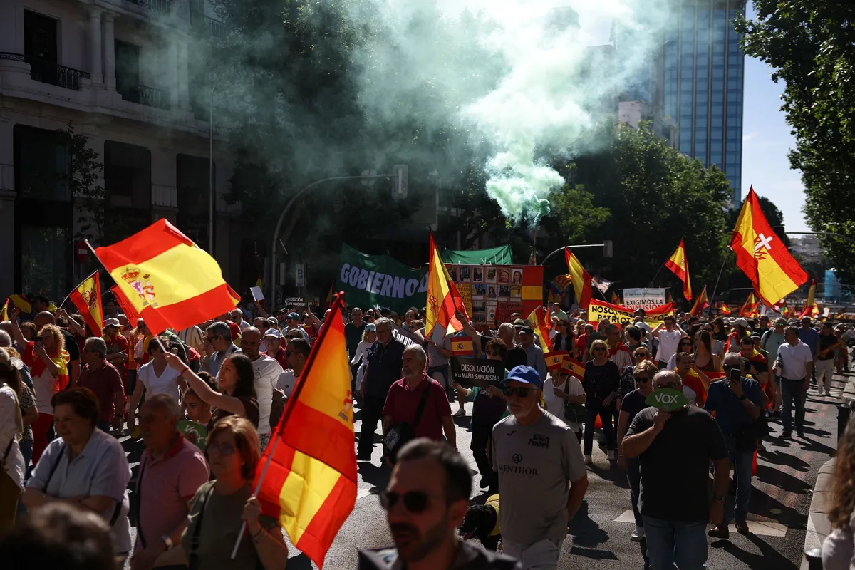 Demonstranti u Madridu traže ostavku premijera nakon korupcijskih skandala