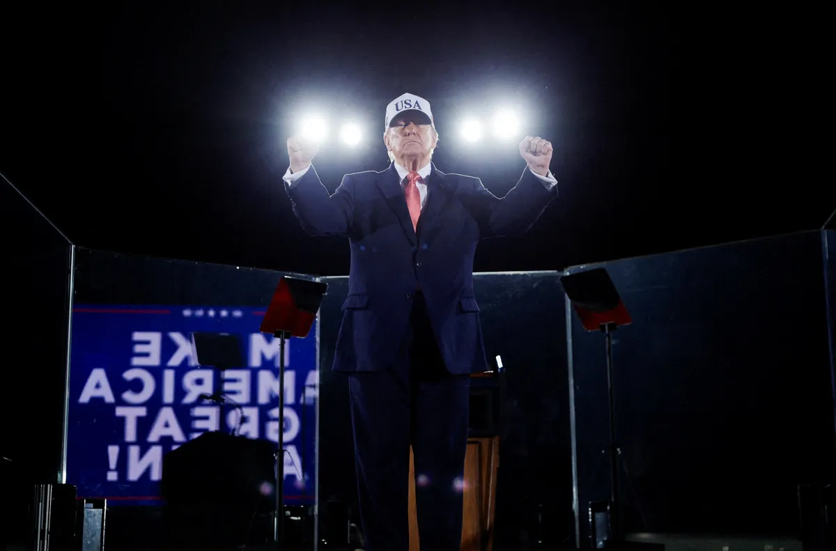 Analiza kampanje u SAD-u: Trumpova sve mračnija retorika je šokantna - čak i za njega samog