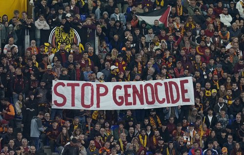 Soccer Football - UEFA Europa League - AS Roma v Lille - Stadio Olimpico, Rome, Italy - October 2, 2025 Fans display a banner reading Stop Genocide REUTERS/Matteo Ciambelli