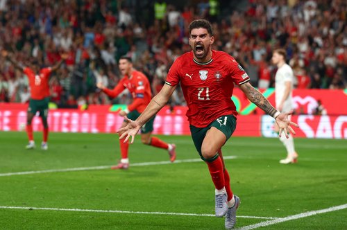 Soccer Football - FIFA World Cup - UEFA Qualifiers - Group F - Portugal v Republic of Ireland - Estadio Jose Alvalade, Lisbon, Portugal - October 11, 2025 Portugal's Ruben Neves celebrates scoring their first goal REUTERS/Pedro Nunes