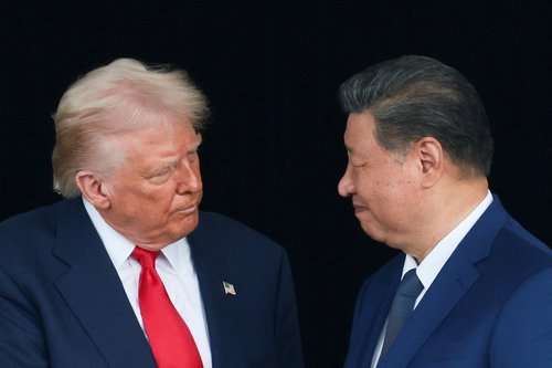 U.S. President Donald Trump and Chinese President Xi Jinping in Busan, South Korea, October 30, 2025. REUTERS/Evelyn Hockstein