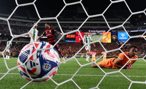 Soccer Football - FIFA Club World Cup - Group D - Flamengo v Esperance Sportive de Tunis - Lincoln Financial Field, Philadelphia, Pennsylvania, U.S. - June 16, 2025 Esperance Sportive de Tunis' Ben Said looks dejected after Flamengo's Luiz Araujo scores t