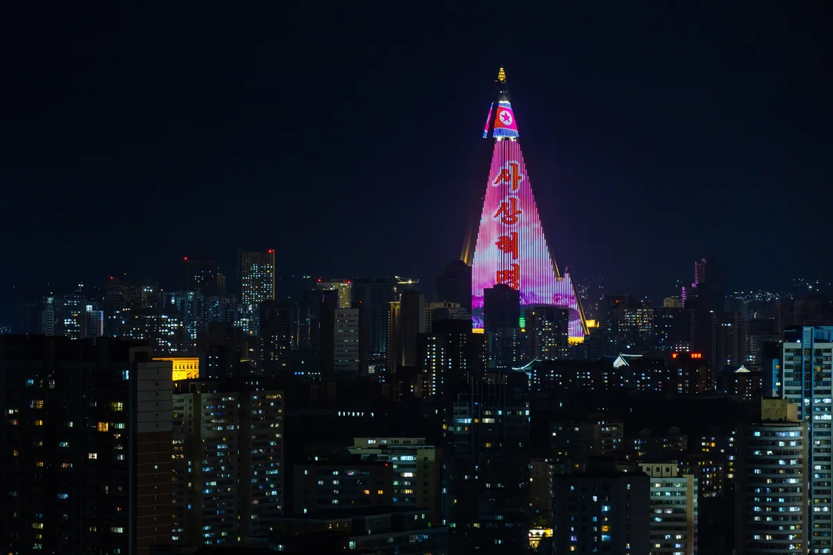 Rijetke snimke unutrašnjosti 'hotela propasti': Ovo je najmisteriozniji neboder na svijetu / VIDEO