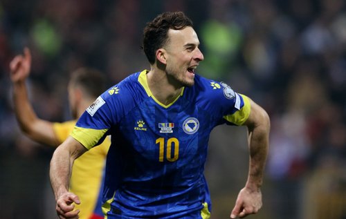Soccer Football - FIFA World Cup - UEFA Qualifiers - Group H - Bosnia and Herzegovina v Romania - Stadion Bilino Polje, Zenica, Bosnia and Herzegovina - November 15, 2025 Bosnia and Herzegovina's Haris Tabakovic celebrates scoring their third goal REUTERS