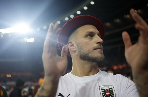 Soccer Football - FIFA World Cup - UEFA Qualifiers - Group H - Austria v Bosnia and Herzegovina - Ernst-Happel-Stadion, Vienna, Austria - November 18, 2025 Austria's Marko Arnautovic celebrates after winning the group to qualify for the World Cup finals R