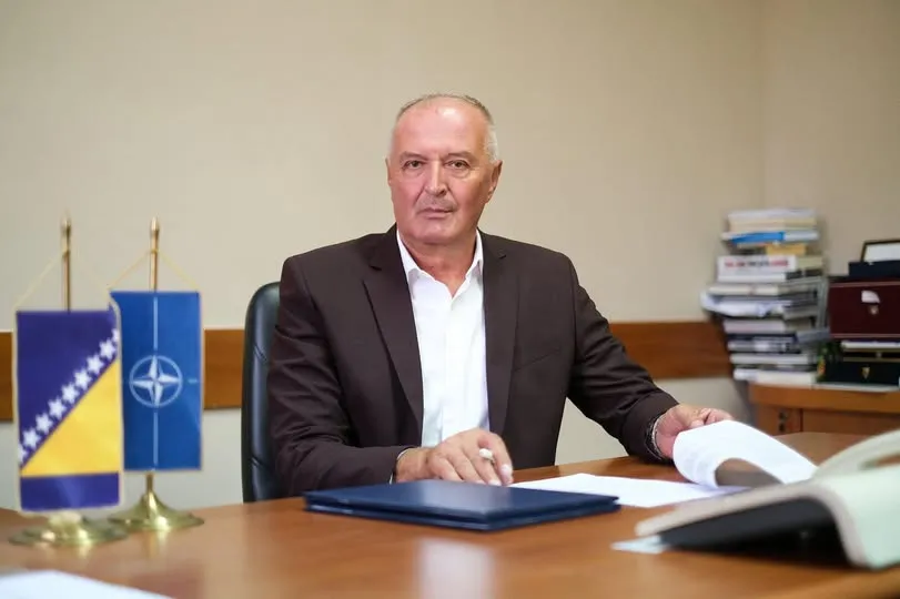 Helez poručio Dodiku: Kreni u otcjepljenje ako smiješ, imamo spreman Plan B, RS će nestati