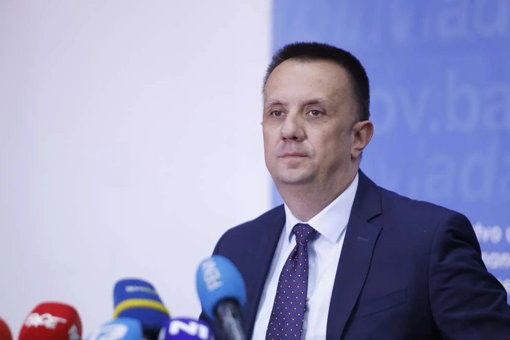 Lakić: Od radnika i Željezare Zenica ne odustajemo