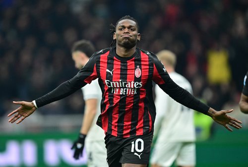 Soccer Football - Serie A - AC Milan v Lazio - San Siro, Milan, Italy - November 29, 2025 AC Milan's Rafael Leao celebrates scoring their first goal REUTERS/Daniele Mascolo