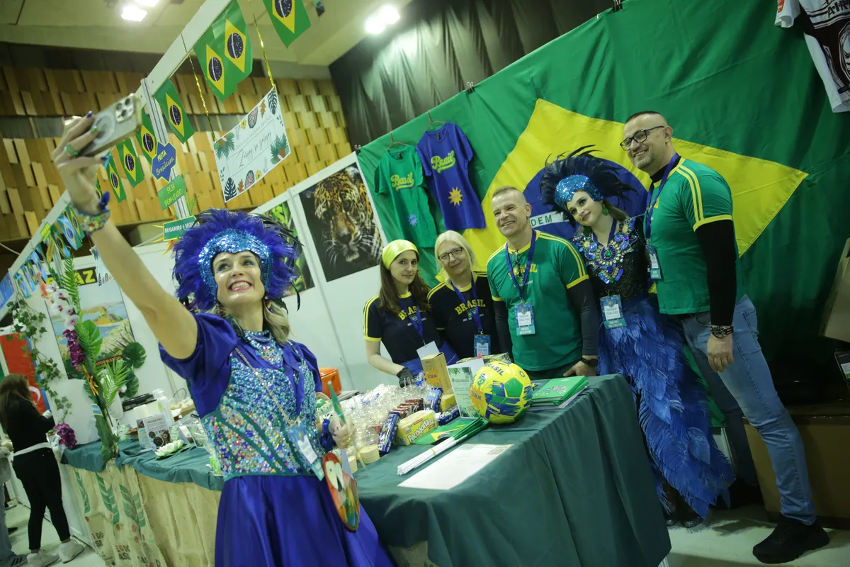 Thousands of visitors at the Diplomatic Winter Bazaar in Sarajevo