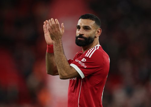Soccer Football - Premier League - Liverpool v Brighton & Hove Albion - Anfield, Liverpool, Britain - December 13, 2025 Liverpool's Mohamed Salah applauds fans after the match REUTERS/Phil Noble EDITORIAL USE ONLY. NO USE WITH UNAUTHORIZED AUDIO, VIDEO, D