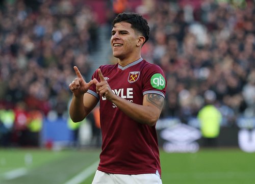 Soccer Football - Premier League - West Ham United v Aston Villa - London Stadium, London, Britain - December 14, 2025 West Ham United's Mateus Fernandes celebrates scoring their first goal Action Images via Reuters/Paul Childs EDITORIAL USE ONLY. NO USE