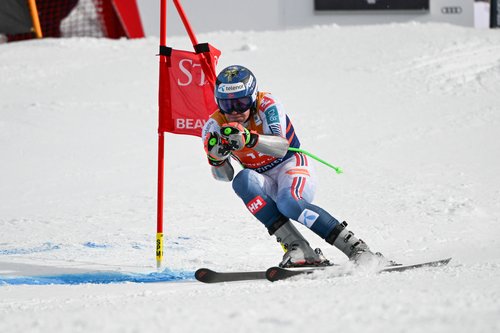 Dec 7, 2025; Beaver Creek, Colorado, UNITED STATES; Timon Haugan of Norway competes during the men's giant slalom alpine skiing race during the FIS World Cup at Birds of Prey. Mandatory Credit: Marc Desrosiers-Imagn Images