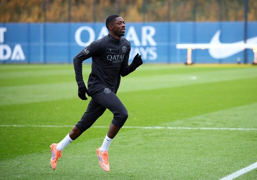 Soccer Football - Ligue 1 - Paris St Germain Training - Campus Paris St Germain, Poissy, France - December 4, 2025 Paris St Germain's Ousmane Dembele during training REUTERS/Gonzalo Fuentes