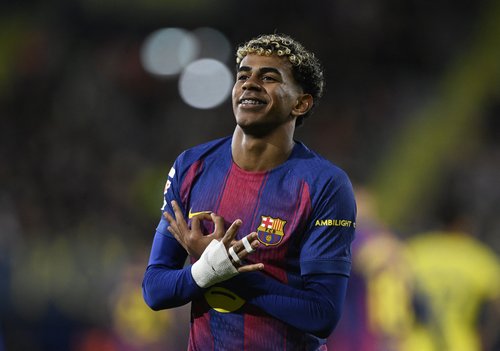 Soccer Football - LaLiga - Villarreal v FC Barcelona - Estadio de la Ceramica, Villarreal, Spain - December 21, 2025 FC Barcelona's Lamine Yamal celebrates scoring their second goal REUTERS/Pablo Morano