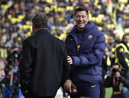 Soccer Football - LaLiga - Villarreal v FC Barcelona - Estadio de la Ceramica, Villarreal, Spain - December 21, 2025 FC Barcelona's Robert Lewandowski before the match REUTERS/Pablo Morano