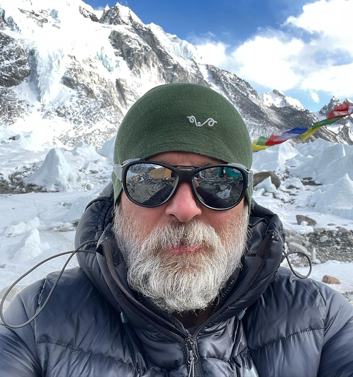Bosnian alpinist Tomislav Cvitanusic conquers Mount Everest
