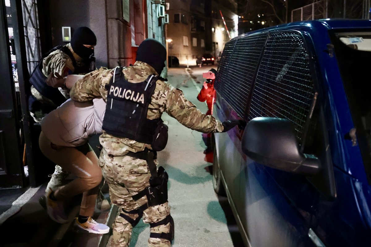 Emir Kundo Pogledajte izvođenje osumnjičenog za ubistvo mladića u Sarajevu (VIDEO)