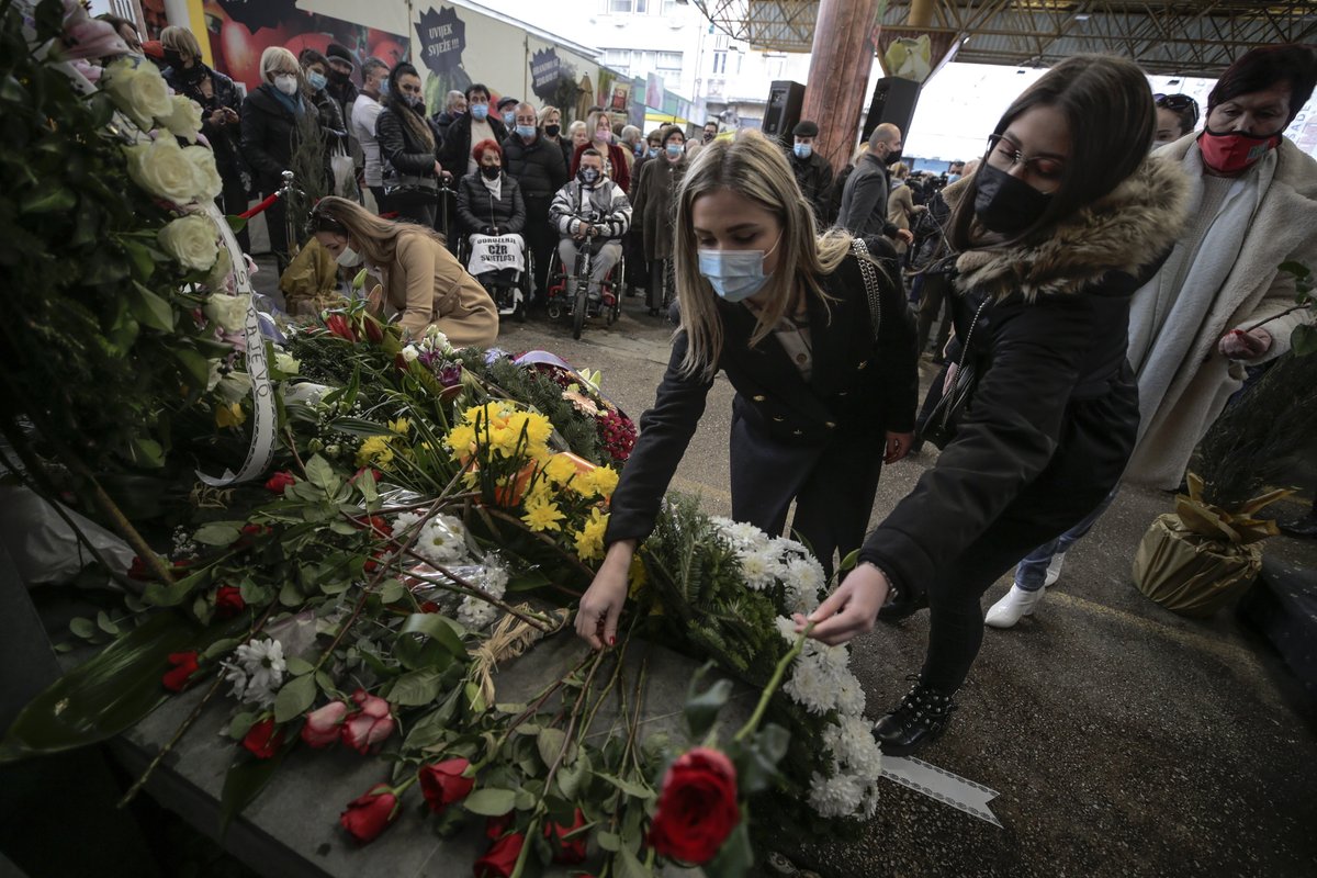 Markale Sarajevo marks 27th anniversary of first Markale Massacre (PHOTO)