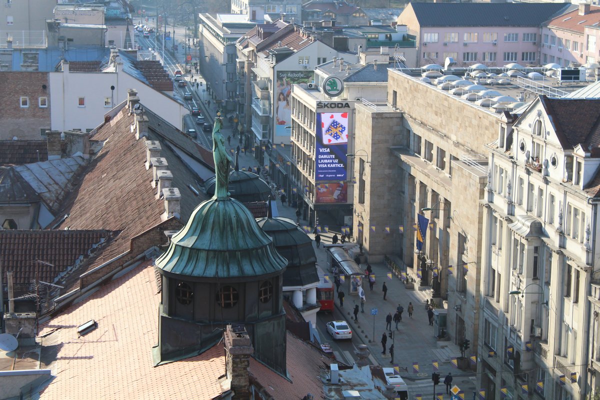 Gigi Riva’s new book Chronicles Love and Survival in Besieged Sarajevo