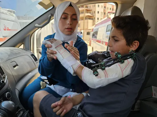 AA-20250610-38240604-38240577-ADEM_JEDINI_PREZIVJELI_SIN_DOKTORICE_ALAAE_ENNAJJAR_POSLAN_U_ITALIJU_NA_LIJECENJE