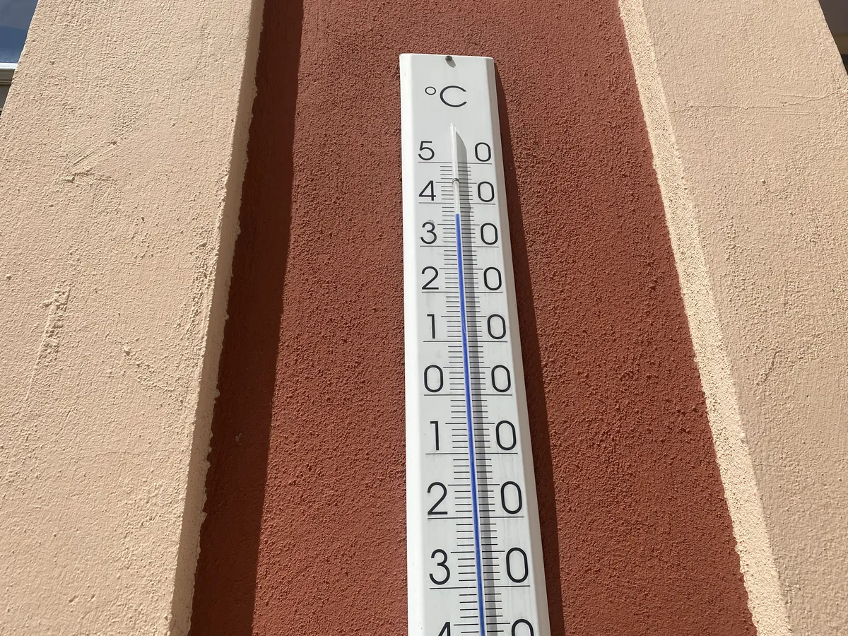 Još danas oblačno s kišom, za vikend povratak ljetnih temperatura