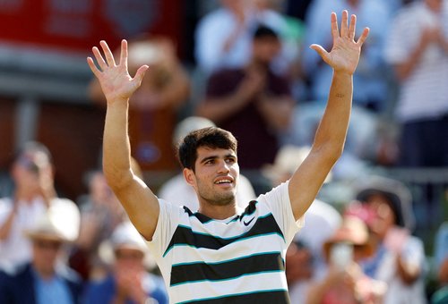 2025-06-17T163859Z_578080623_UP1EL6H1939QS_RTRMADP_3_TENNIS-LONDON