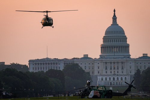 2025-06-11T113329Z_1073180026_RC2A0FAKARIY_RTRMADP_3_USA-TRUMP-PARADE-MORNING