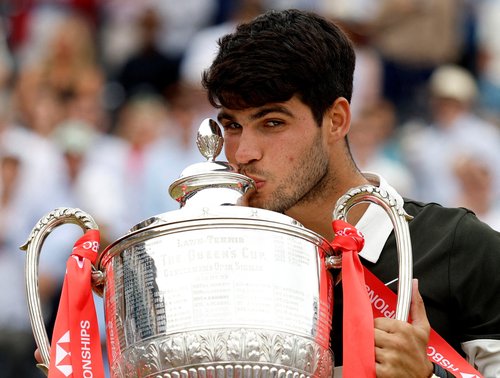 2025-06-22T163213Z_350810269_UP1EL6M192C8E_RTRMADP_3_TENNIS-LONDON