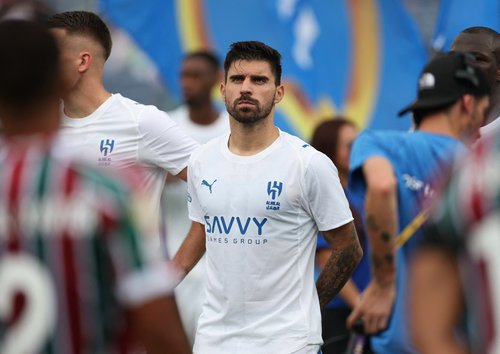 2025-07-04T191643Z_655649258_UP1EL741HJTLY_RTRMADP_3_SOCCER-CLUB-FLU-HIL