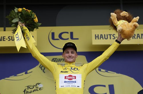 2025-07-06T161007Z_1868427267_UP1EL7618WT4W_RTRMADP_3_CYCLING-FRANCE