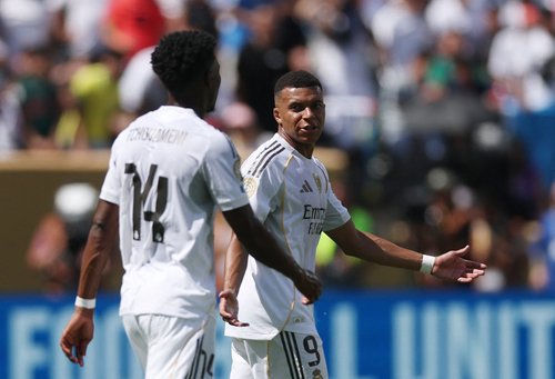 2025-07-09T193935Z_1096684497_UP1EL791ILXAK_RTRMADP_3_SOCCER-CLUB-PSG-RMA