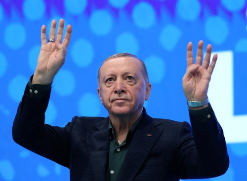 2025-07-12T083146Z_584633464_RC2WKFAMKKYK_RTRMADP_3_TURKEY-KURDS-PKK-ERDOGAN