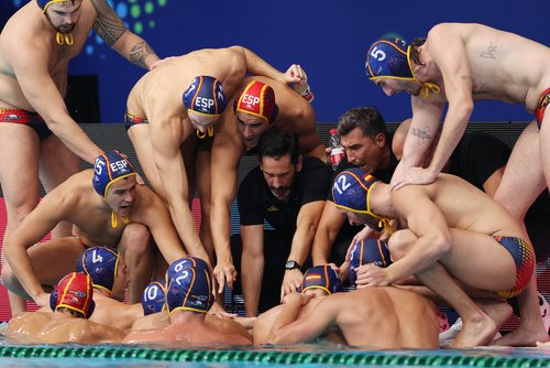 2025-07-22T103258Z_906442690_UP1EL7M0TAWL5_RTRMADP_3_SWIMMING-WORLD