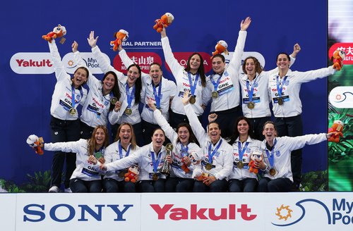 2025-07-23T153312Z_1533995990_UP1EL7N1779Q8_RTRMADP_3_SWIMMING-WORLD