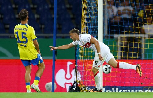 Soccer Football - DFB Cup - First Round - Eintracht Braunschweig v VfB Stuttgart -