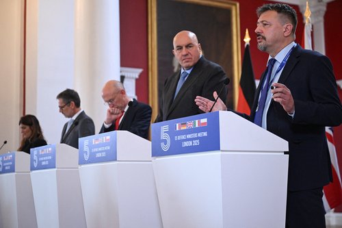 2025-09-10T132828Z_2027802067_RC21PGA0IQUJ_RTRMADP_3_UKRAINE-CRISIS-BRITAIN-DEFENCE