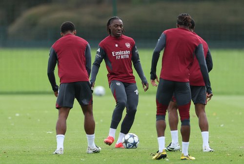 Soccer Football - UEFA Champions League - Arsenal Training - Arsenal Training Centre, London Colney, Britain - September 15, 2025 Arsenal's Eberechi Eze in action with teammates during training Action Images via Reuters/John Sibley