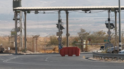 Allenby Bridge Crossing between West Bank and Jordan is closed