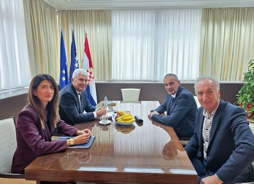 Dragan Čović održao sastanak sa Nikolom Špirićem i Darkom Babaljom